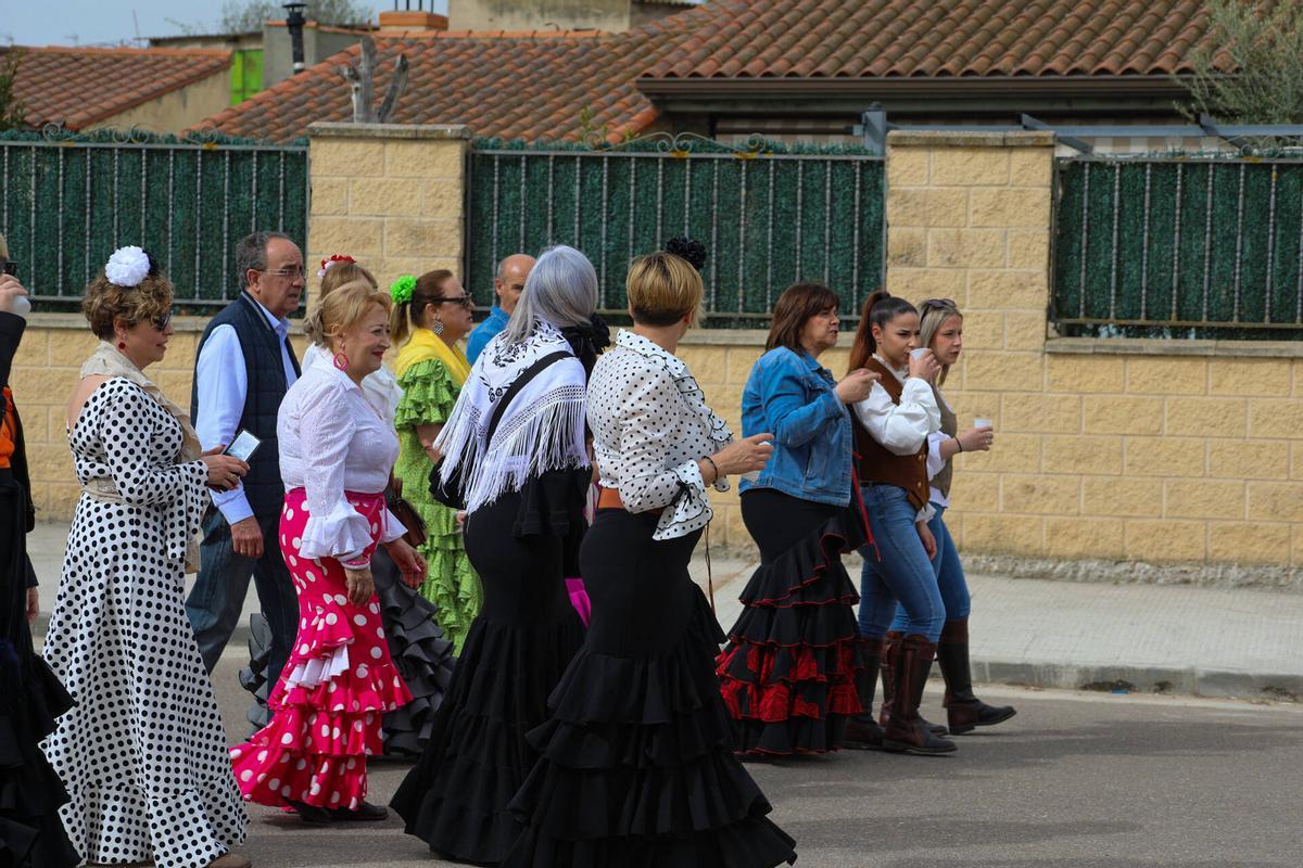 GALERÍA | Villaralbo baila por Sevillanas
