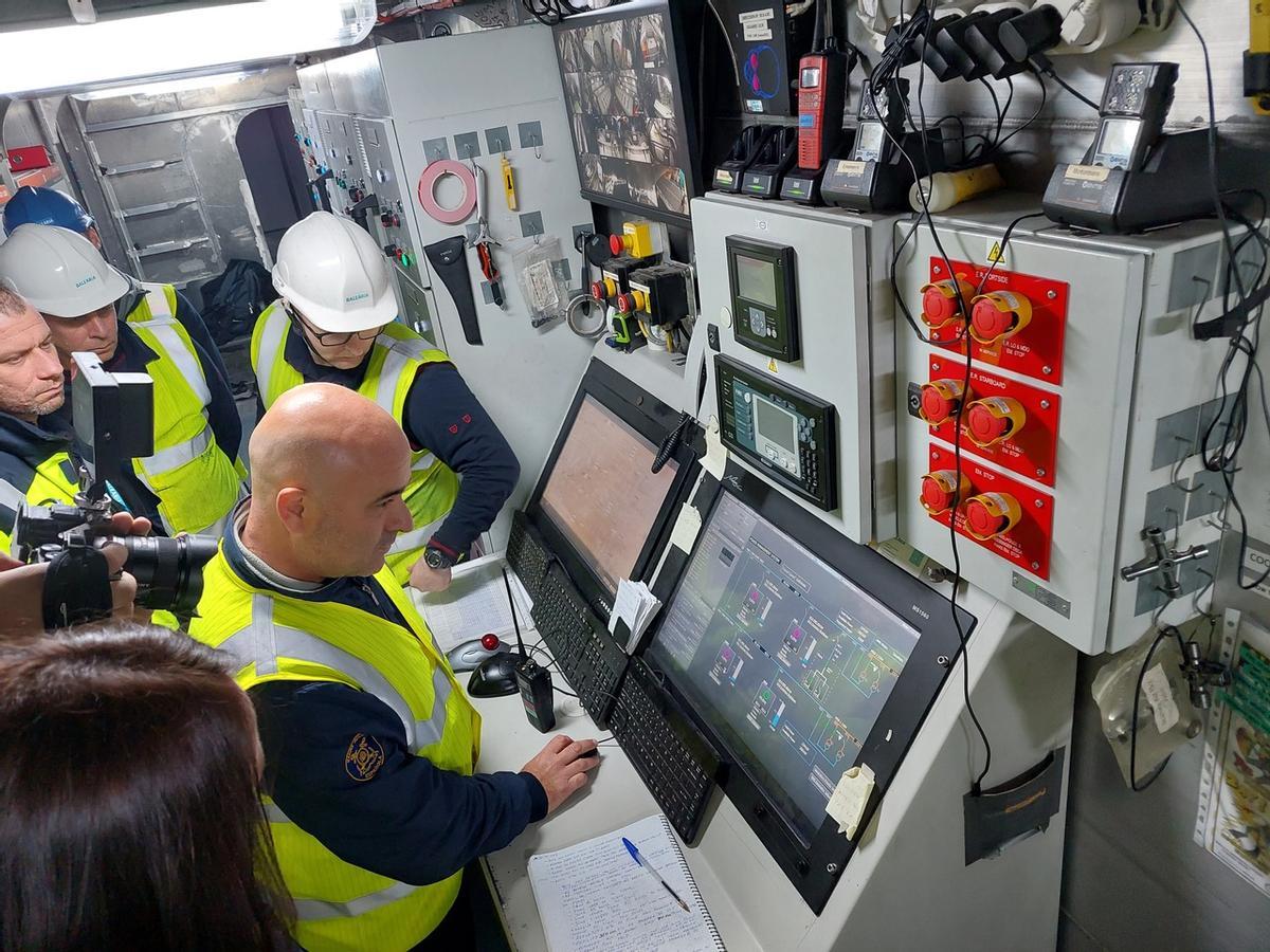 Sistemas como el Cold Ironing permiten disminuir las emisiones generadas por las operaciones de desembarque y embarque.