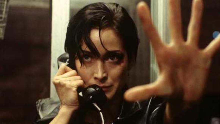 Carrie-Ann Moss, Trinity en la trilogía &#039;Matrix&#039;.