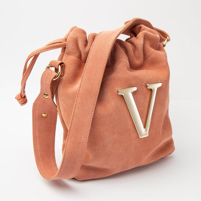 Bolso de piel rosa pastel, de The Villa Concept