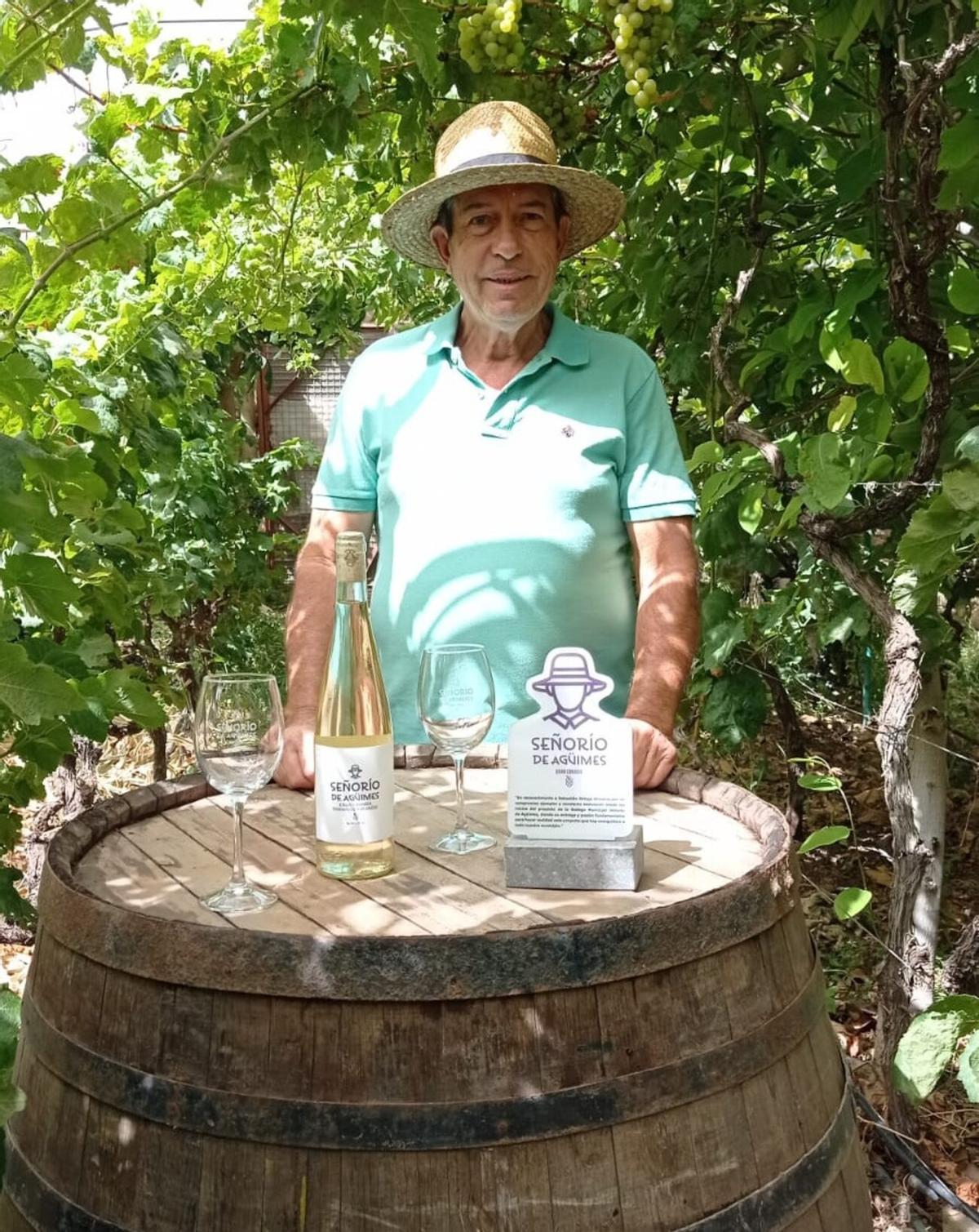 Chano Ortega, viticultor de Agüimes Chano Ortega, viticultor de Agüimes