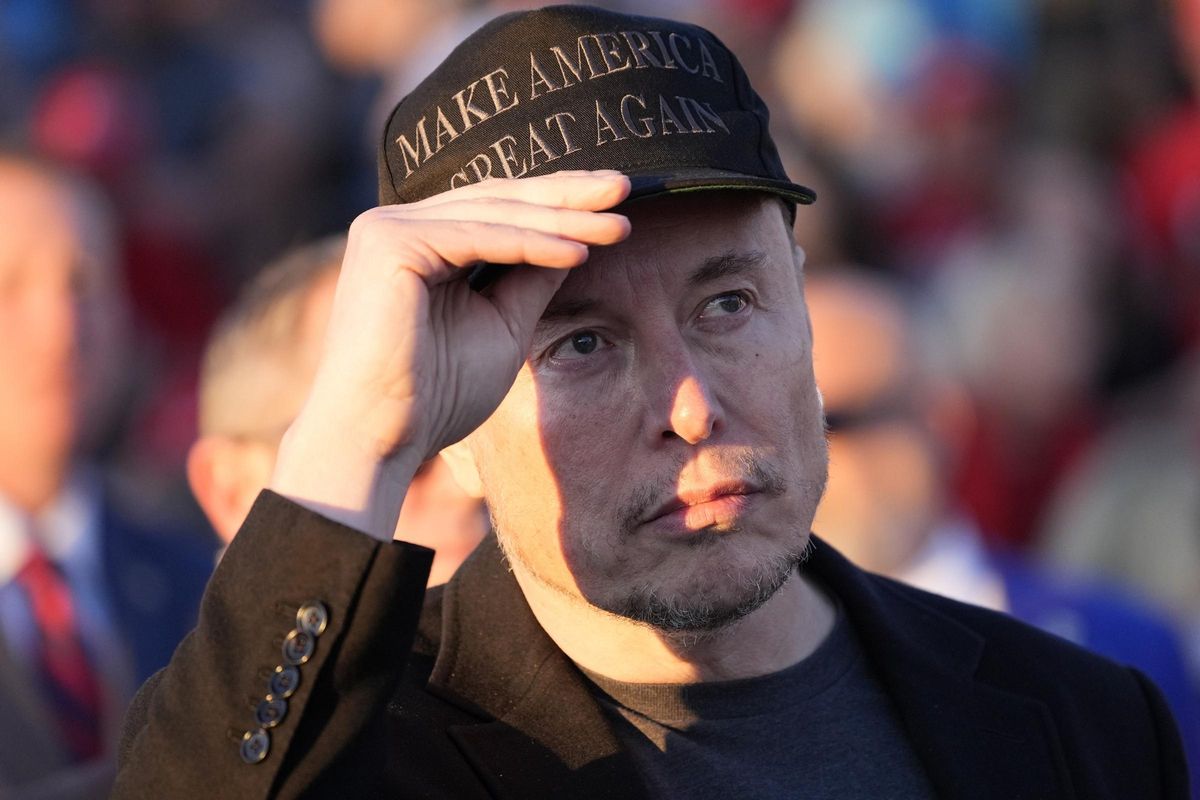 Elon Musk durante el mitin de campaña que Trump ofreción en Butler el 5 de octubre, en el mismo lugar en el que sufrió un atentado.