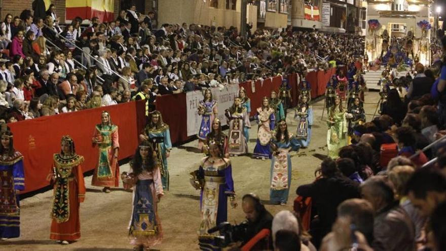 El del Viernes Santo es el principal desfile de la Semana Santa de Lorca y el que congrega a más público.