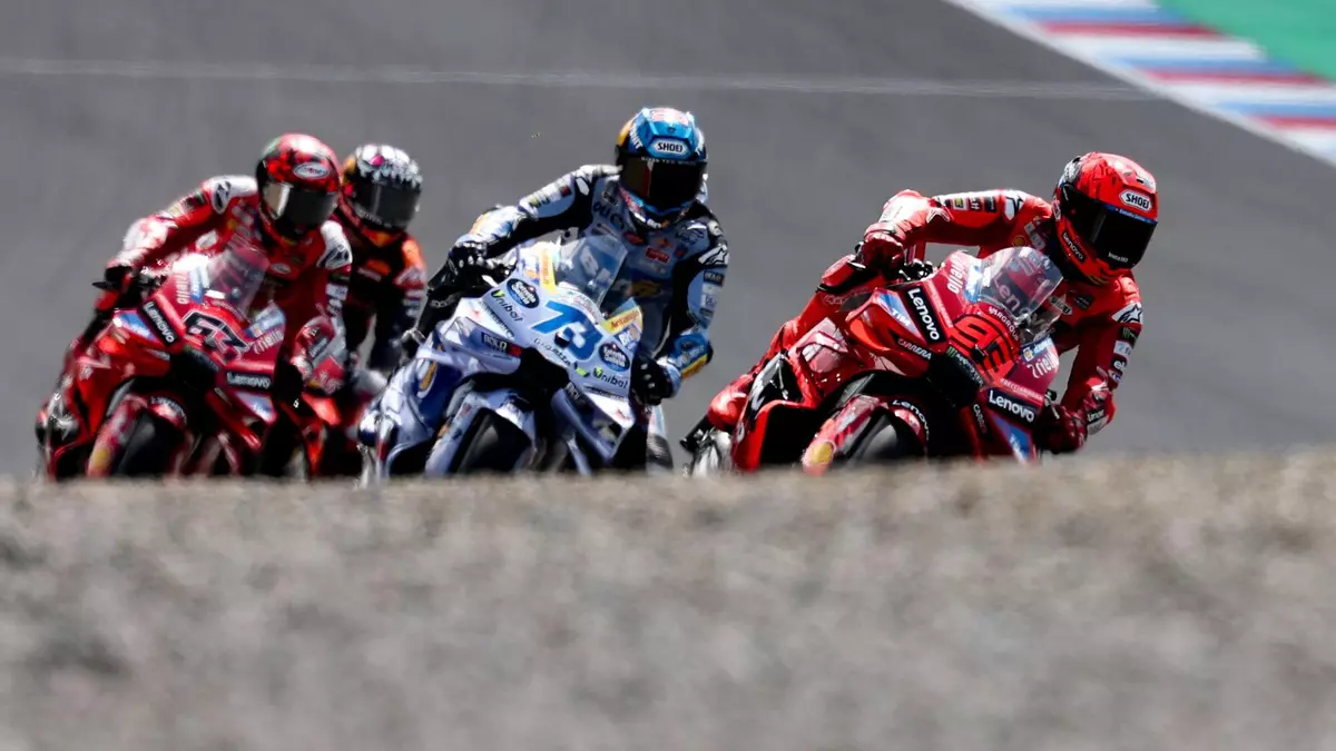 Márquez, el pillo de MotoGP, vuelve a ganar con el mismo truco de Tailandia
