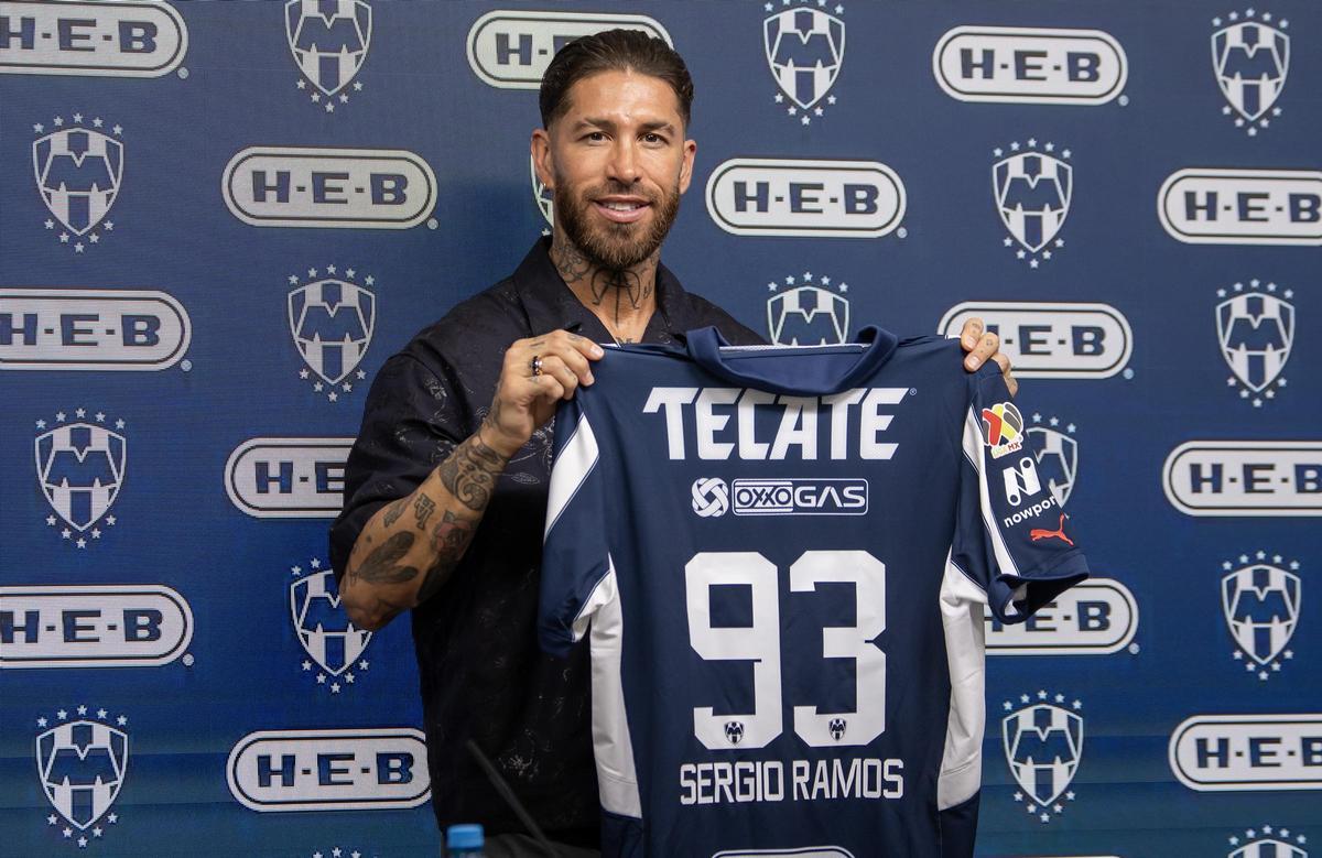 Sergio Ramos, durante su presentación con Monterrey