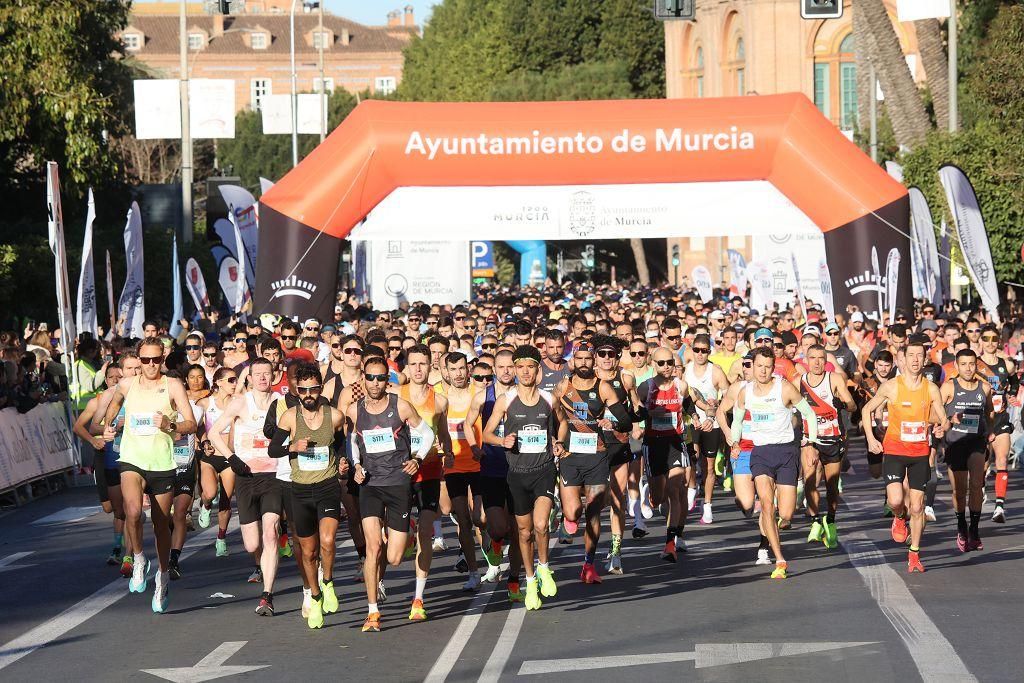 Las mejores imágenes de la TotalEnergies Maratón Murcia Costa Cálida