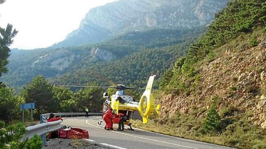 Evacuat amb helicòpter un motorista a Guixers