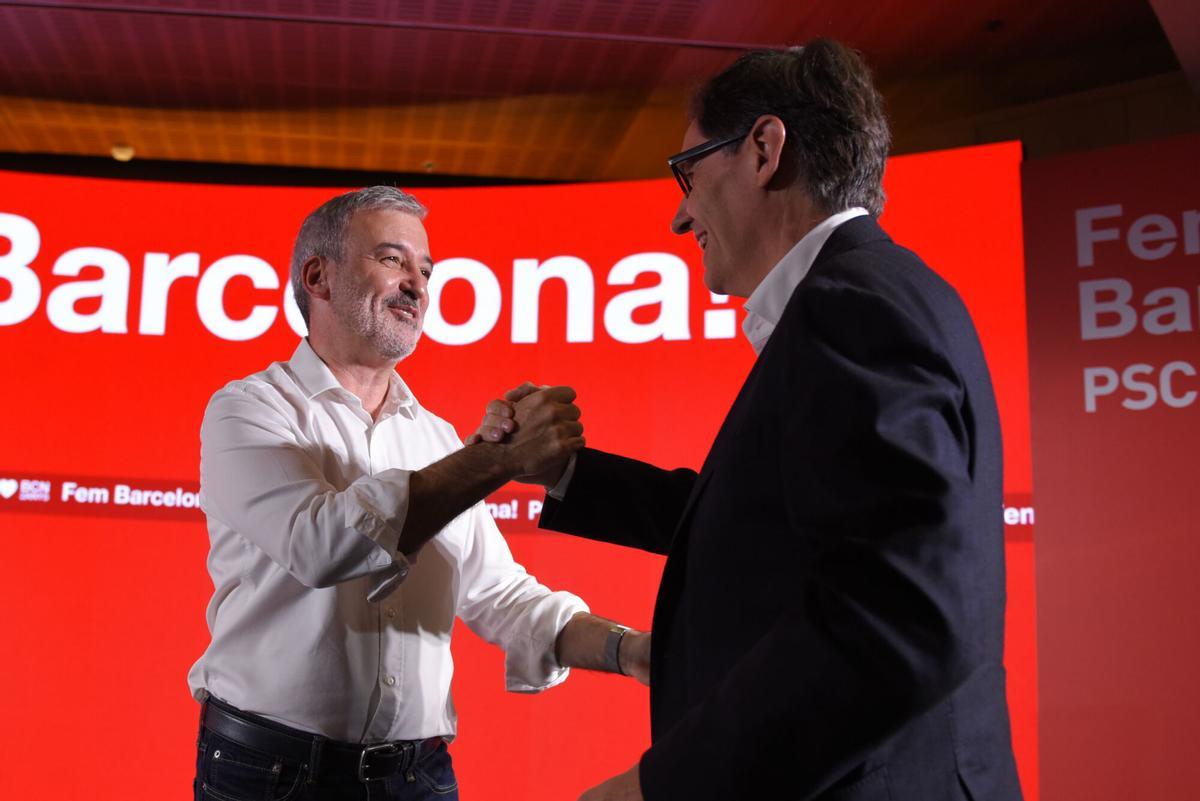 El president de la Generalitat, Salvador Illa, con el alcalde de Barcelona, Jaume Collboni