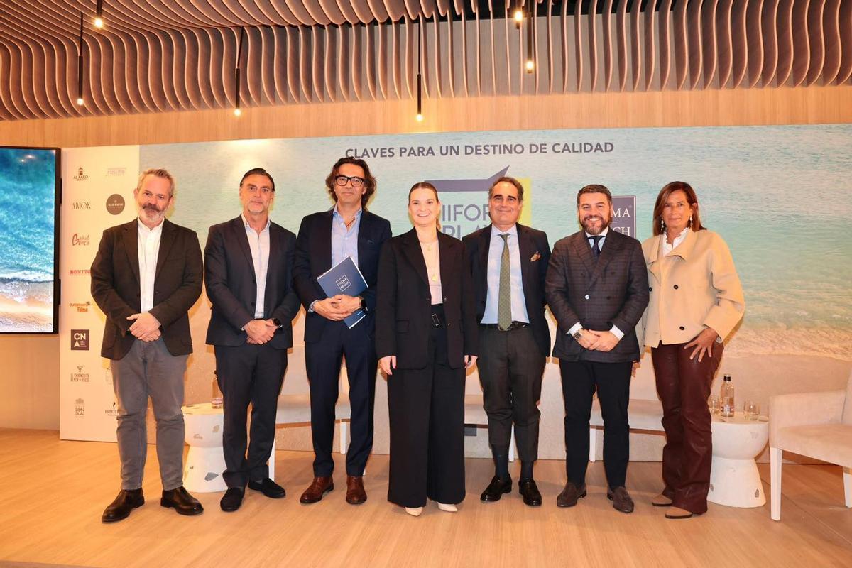 El 19 de noviembre, con la tercera edición del Foro Playa de Palma – Palma Beach, que tendrá lugar en el Aubamar Convention Center, representantes institucionales, expertos y empresas analizarán la temporada y los retos a los que se enfrenta el destino de cara a 2027. (Imagen de archivo Foro Palma Beach 2025).
