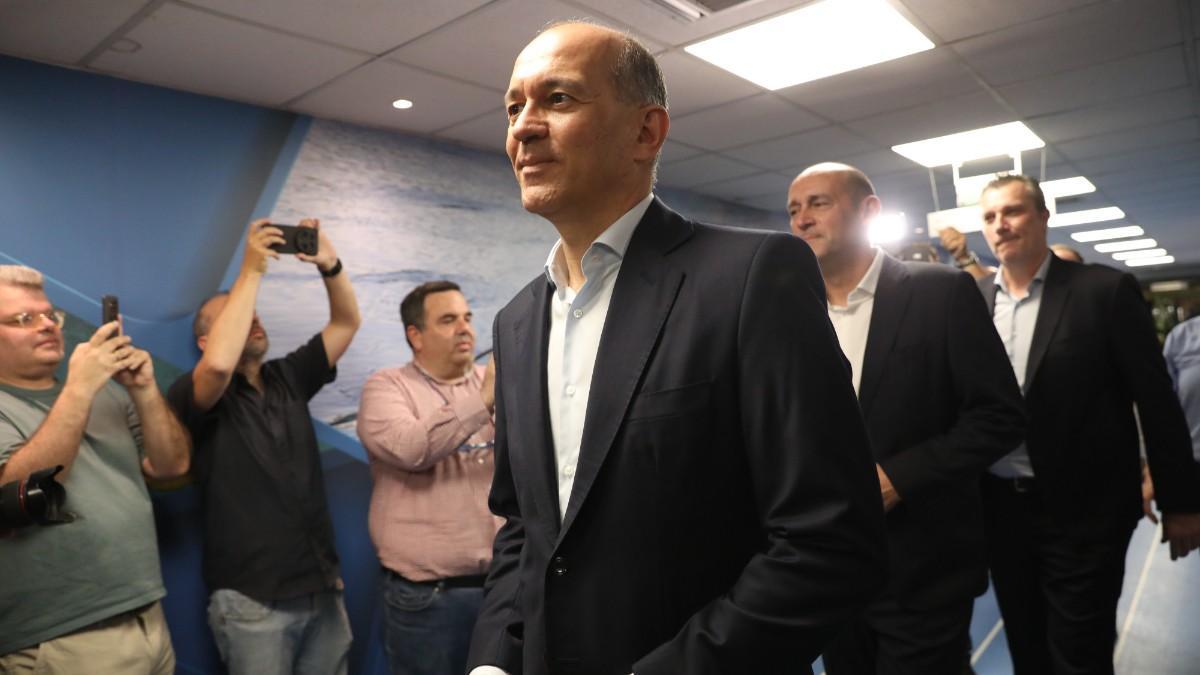 Los hermanos Angelopoulos también se reunieron con el Gobierno