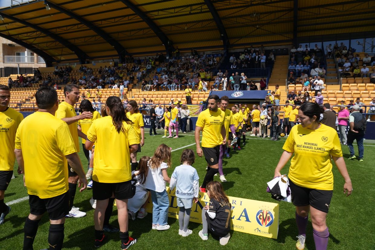 Todas las fotos del I Memorial José Manuel Llaneza en la ciudad deportiva del Villarreal