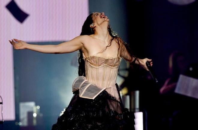 El celibato voluntario de Rosalía, una tendencia creciente entre las mujeres: "Lucho contra la soledad, pero es un proceso de aprendizaje"