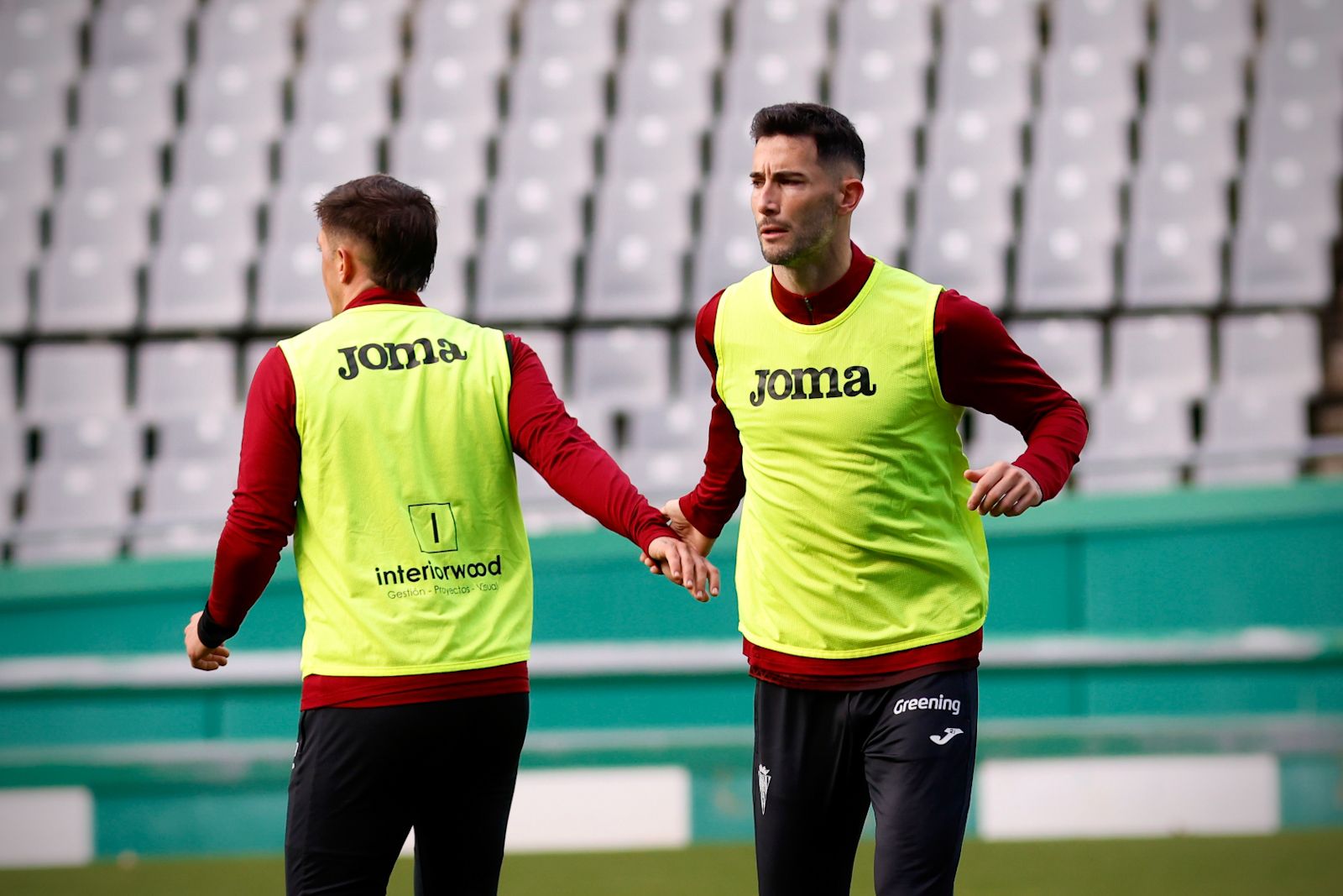 El Córdoba entrena ante su afición en El Arcángel