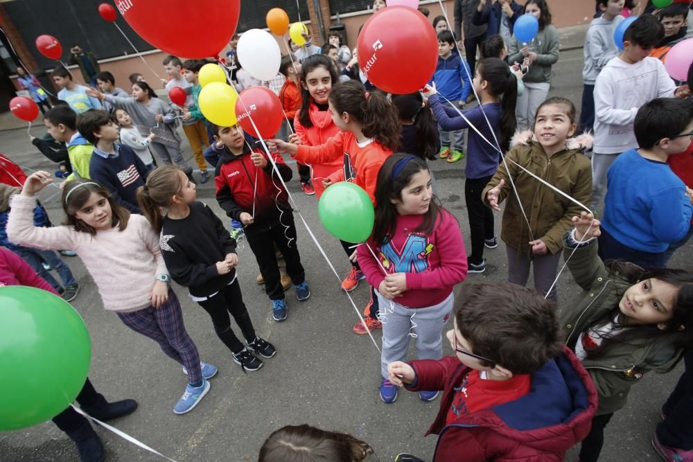 Día de la Paz en los colegios avilesinos.