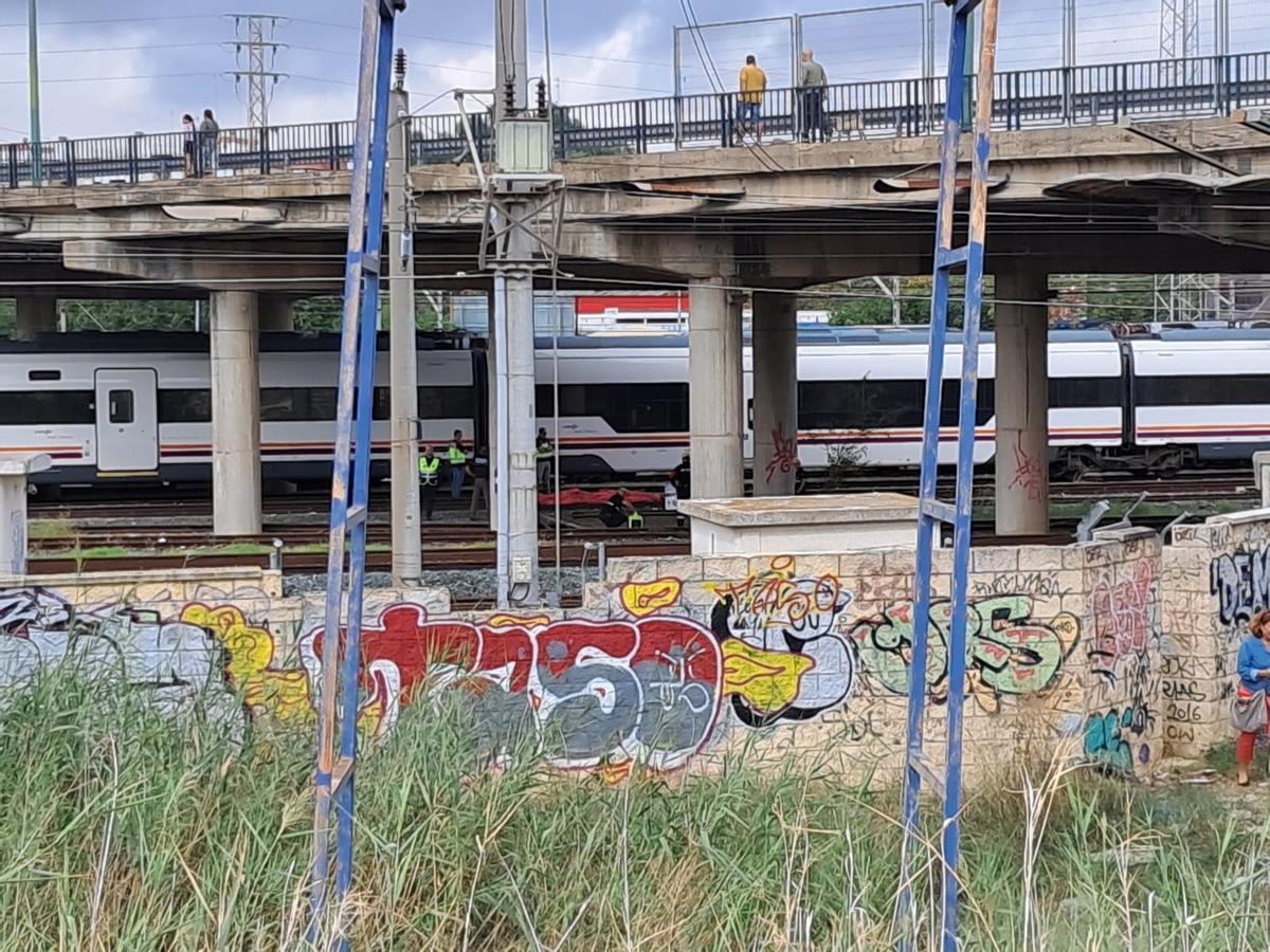 Hallan el cuerpo sin vida de Álvaro Prieto entre dos trenes en Sevilla