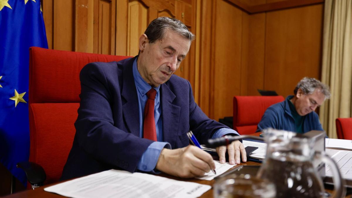 Valeriano Lavela, en su último Pleno de Córdoba como secretario.