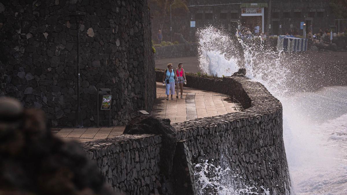 Cascada en el barranco de Valle Jiménez por la borrasca Therese en Tenerife