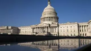 Parálisis, dudas y más batalla interna: las claves de la inédita situación en el Congreso de EEUU