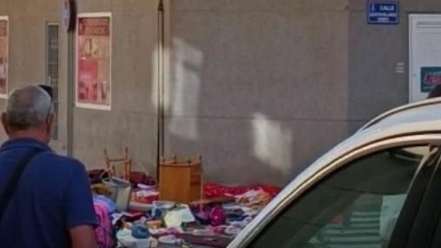 Un hombre &#039;tira la casa por la ventana&#039; en Vecindario tras una discusión