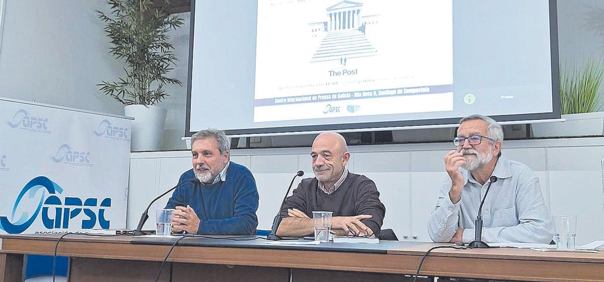 Luis Menéndez,  desde la izquierda, Luis Mínguez y Eduardo Galán