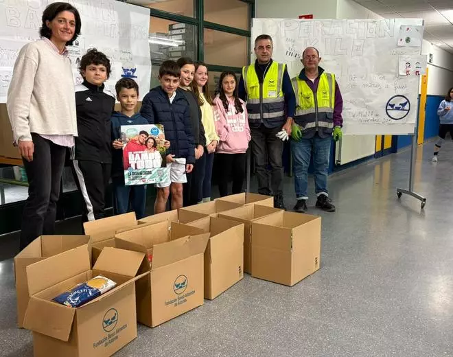 La Fresneda da clases de solidaridad: esta es la donación del colegio de la urbanización sierense al Banco de Alimentos