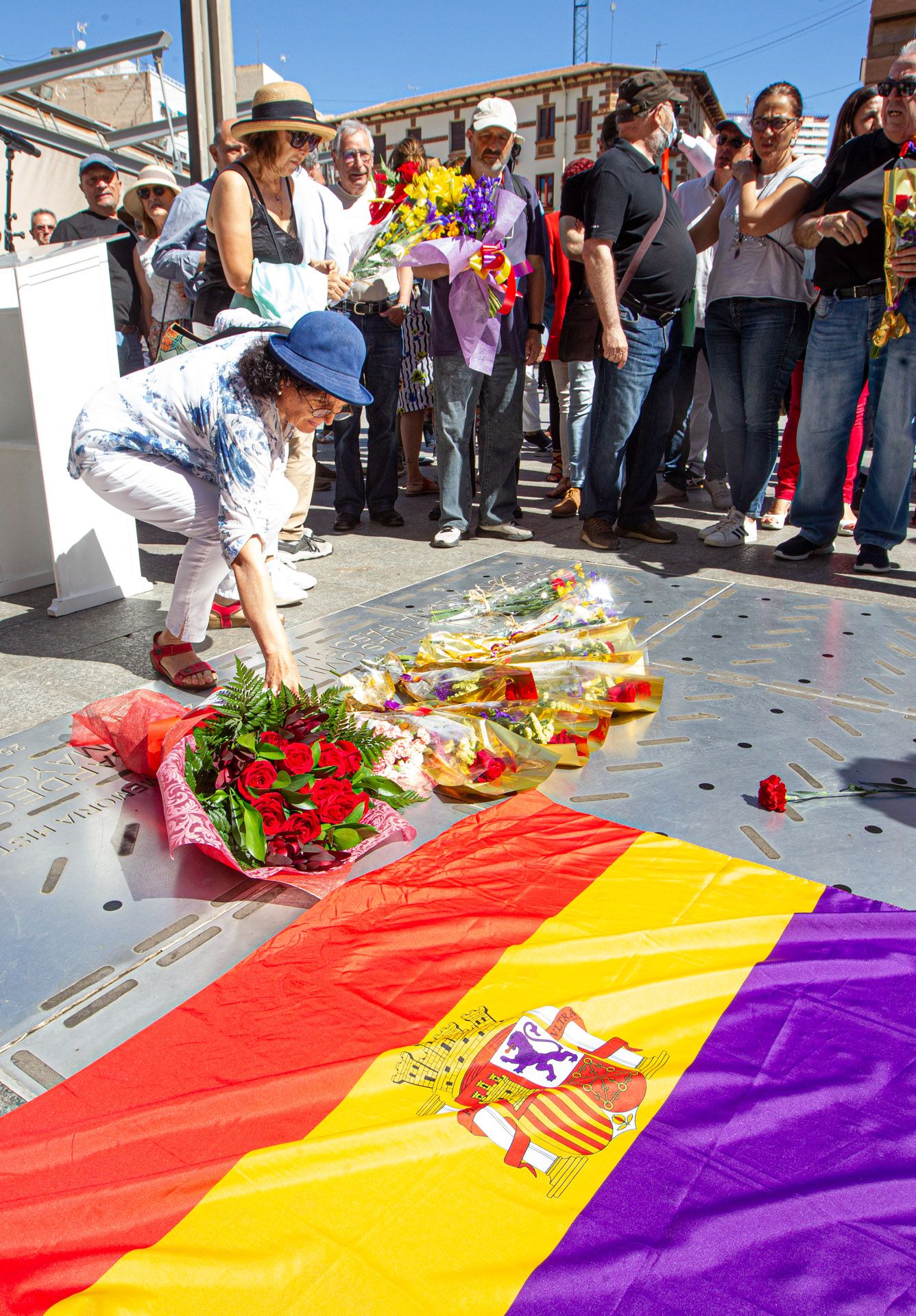 Homenaje en el 84 aniversario del bombardeo al Mercado Central de Alicante