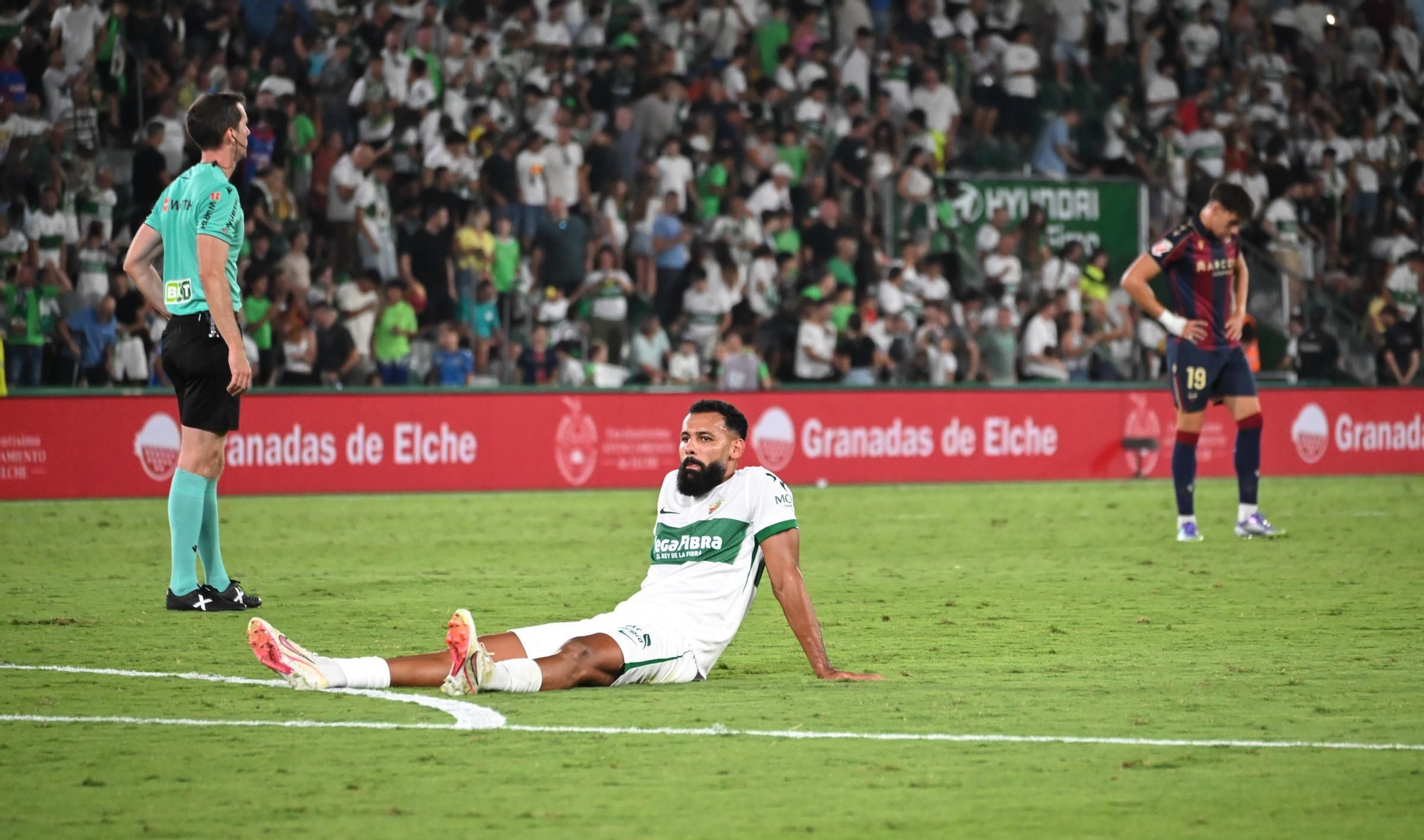 Las mejores imágenes del la victoria del Elche CF frente al Levante (2-0)