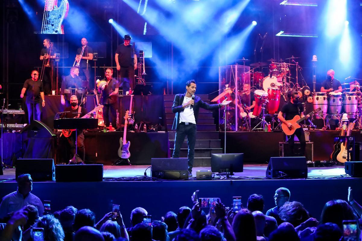 El concierto de Marc Anthony en el Marenostrum Fuengirola, en imágenes