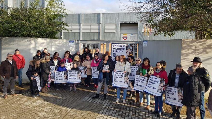 Las familias del Cinca Medio exigen un segundo instituto en Monzón