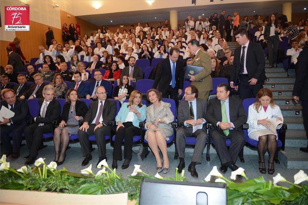 Fotogalería: La Reina Doña Sofía inaugura el acto central del 40º aniversario del Hospital Reina Sofía