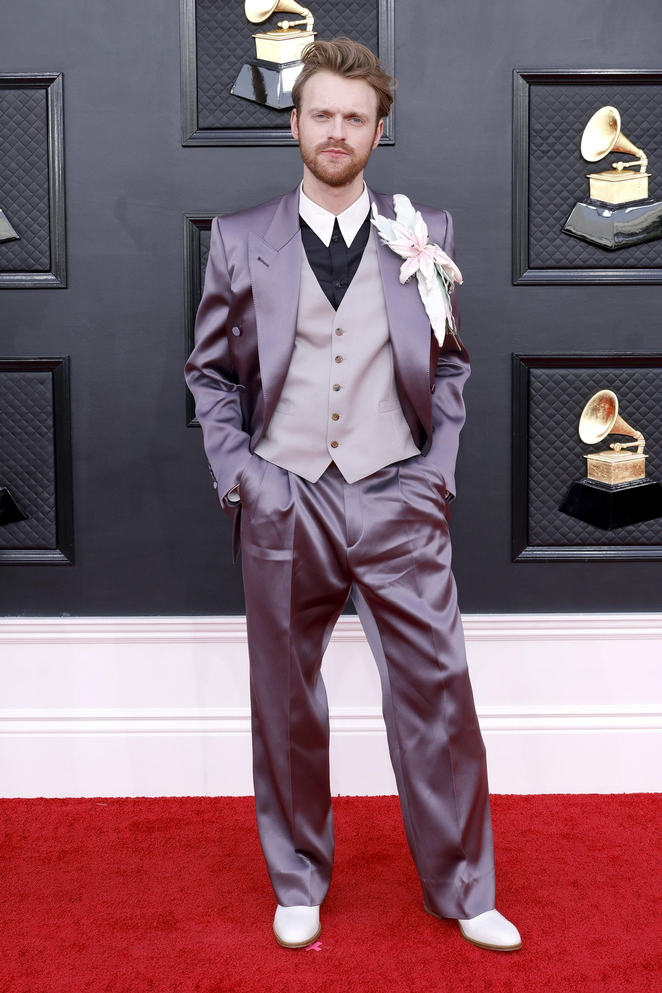 Finneas en los Grammy 2022