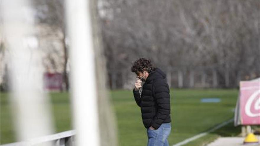 González intenta sofocar la crisis echando a Emilio Vega