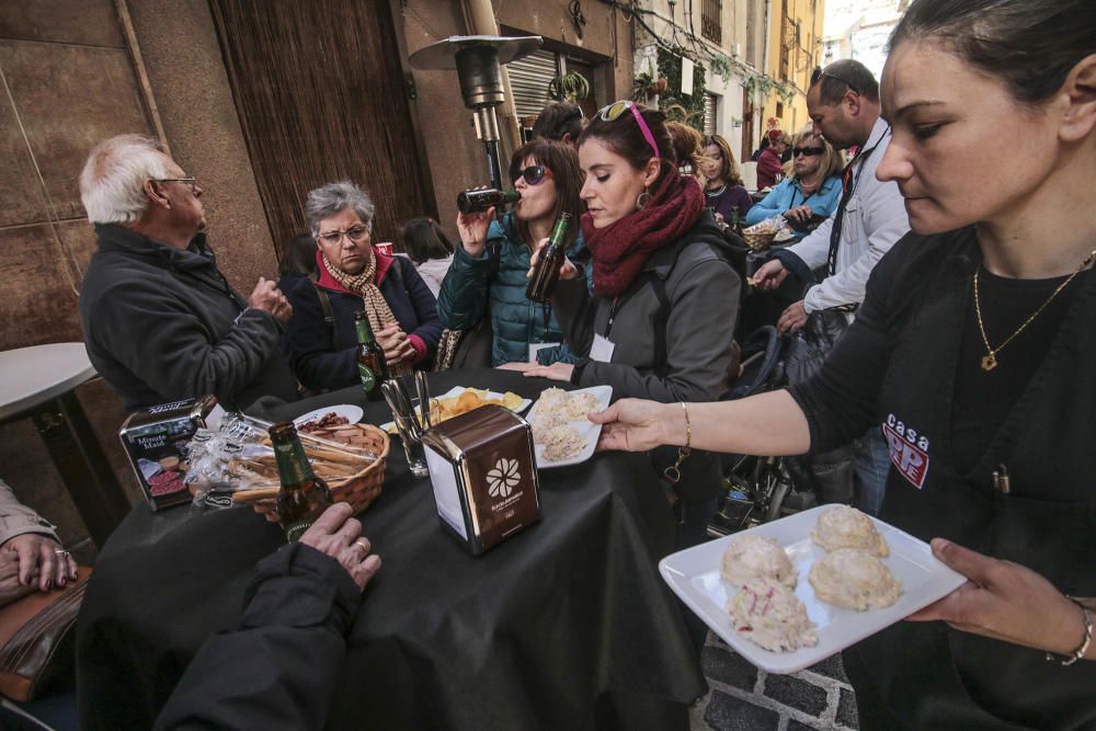 La cita se completó con una jornada gastronómica tras finalizar el recorrido por el museo al aire libre