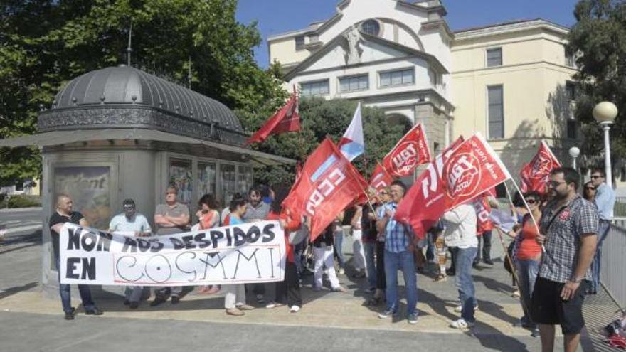 Protesta por despidos en una entidad vinculada a Cogami