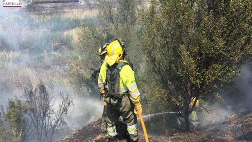 Controlado el incendio en la Serra d&#039;Engarceran