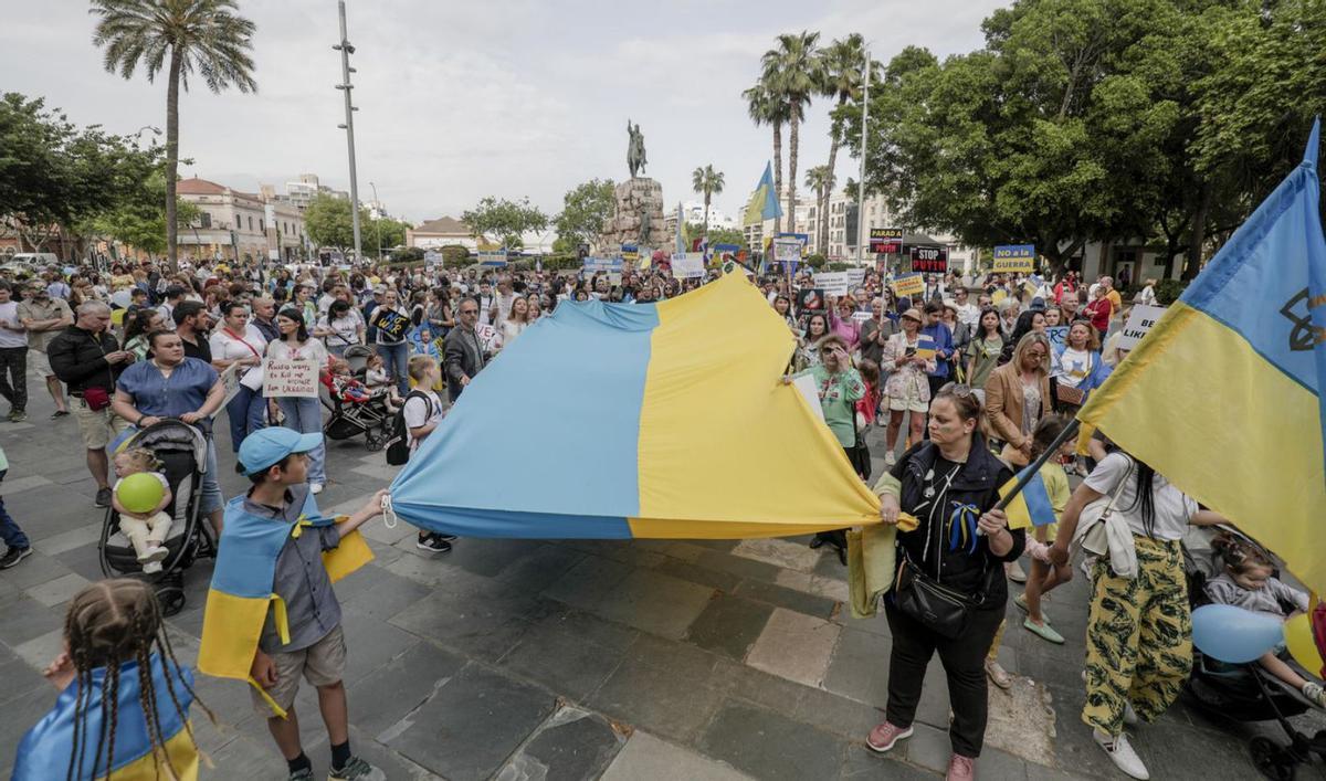 Manifestación  en Palma contra el «genocidio» en Ucrania