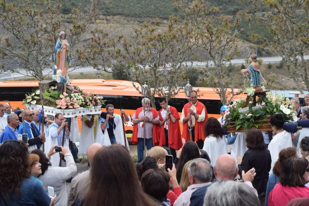 Momentos de la romería de "La Riberinha".