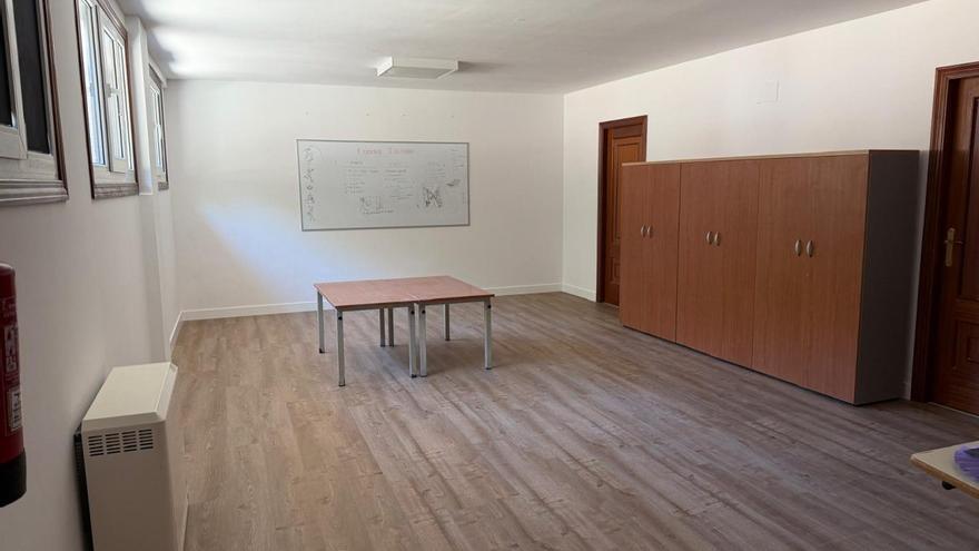 Moaña renueva suelos y paredes de su Casa da Mocidade