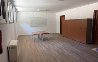Moaña renueva suelos y paredes de su Casa da Mocidade
