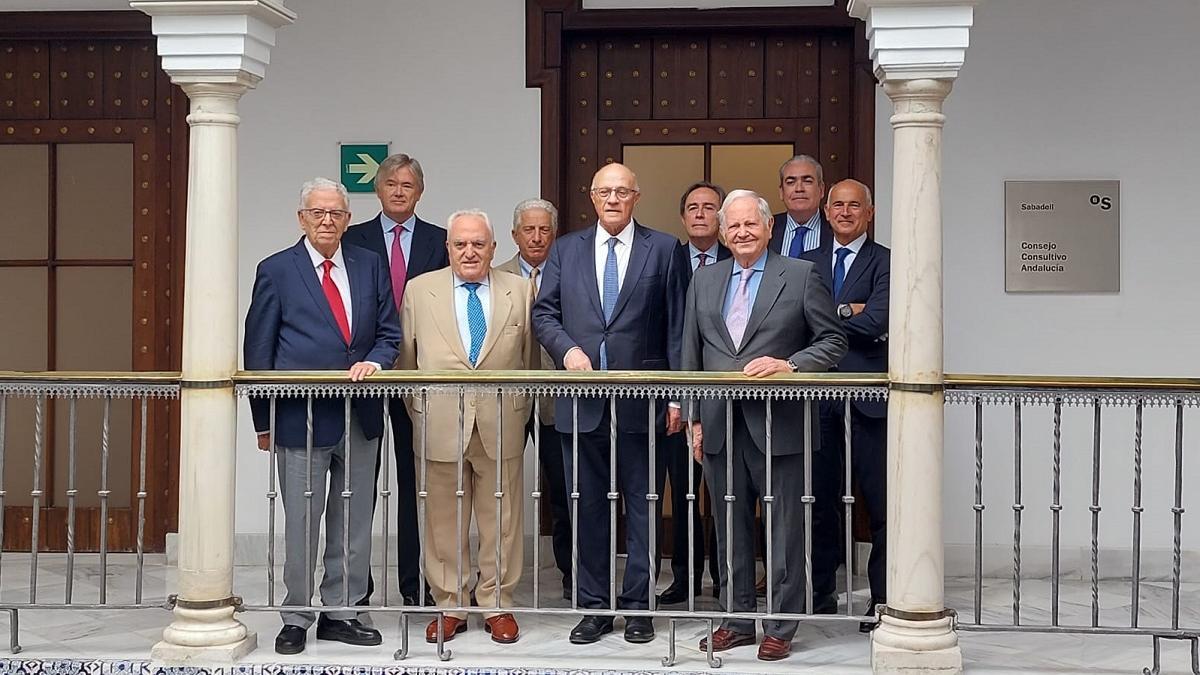 El consejo consultivo del Banco Sabadell en la Territorial Sur, reunido este miércoles.