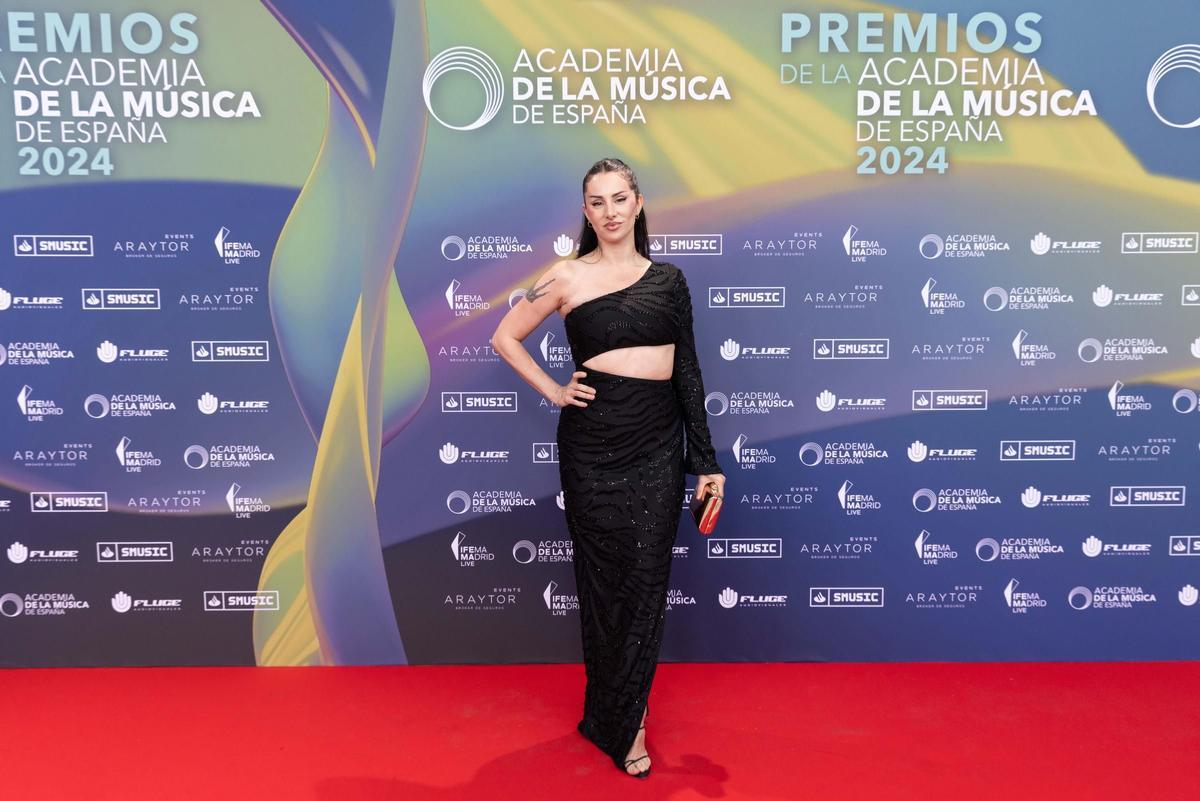 Mala Rodríguez en la alfombra roja de los Premios de la Academia de la Música de España