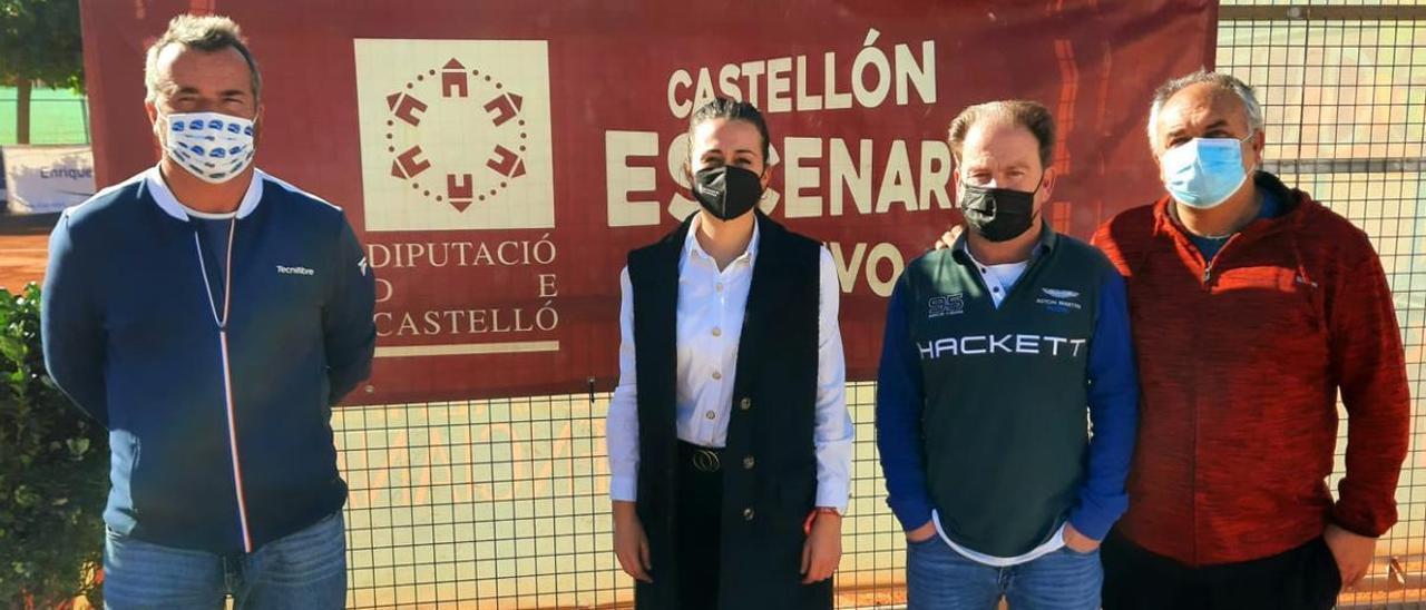 La diputada de Deportes, Tania Baños, acudió a las instalaciones de Nules ayer para seguir en directo la competición.