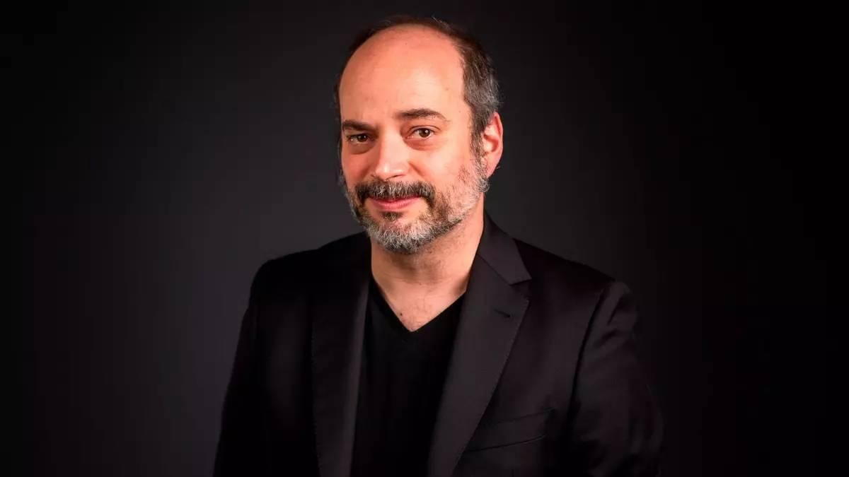Alejandro G. Calvo