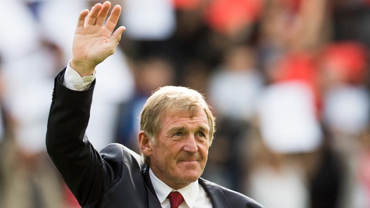 Sir Kenny Dalglish confirma que padece cáncer