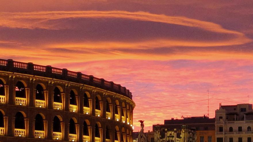 FOTOS | Candilazo espectacular en Valencia