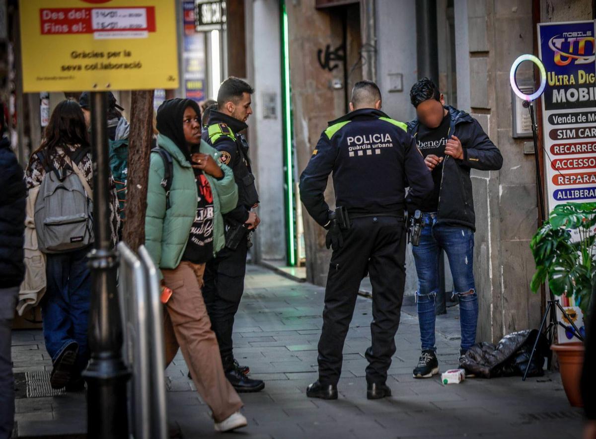 La delinqüència puja a l’àrea de  BCN per furts i delictes sexuals