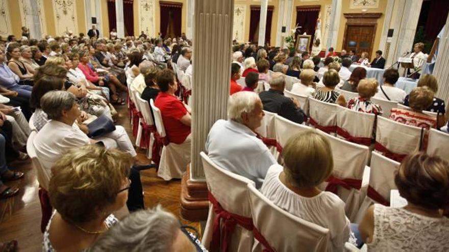 Lleno en el Círculo Industrial en la presentación de la revista de la Virgen de los Lirios