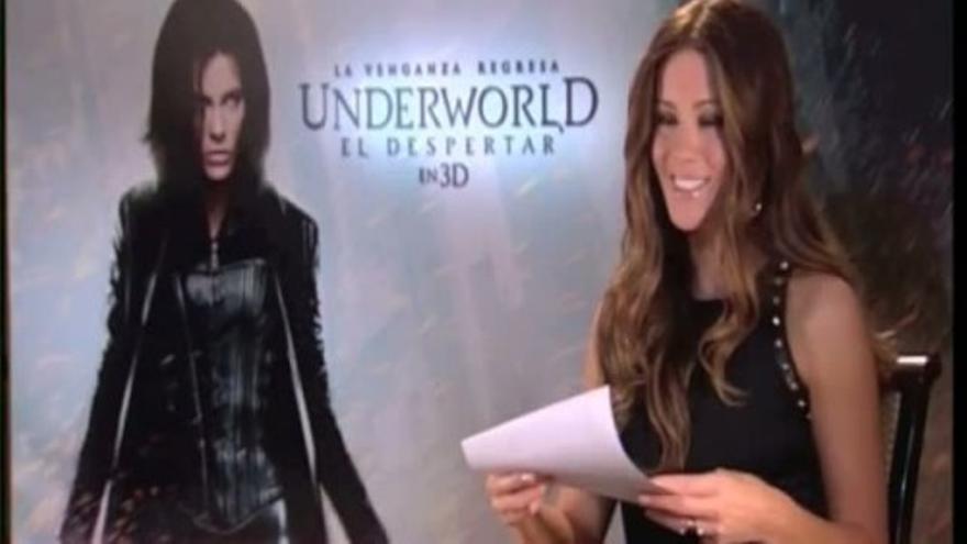 Kate Beckinsale y su lado vampírico