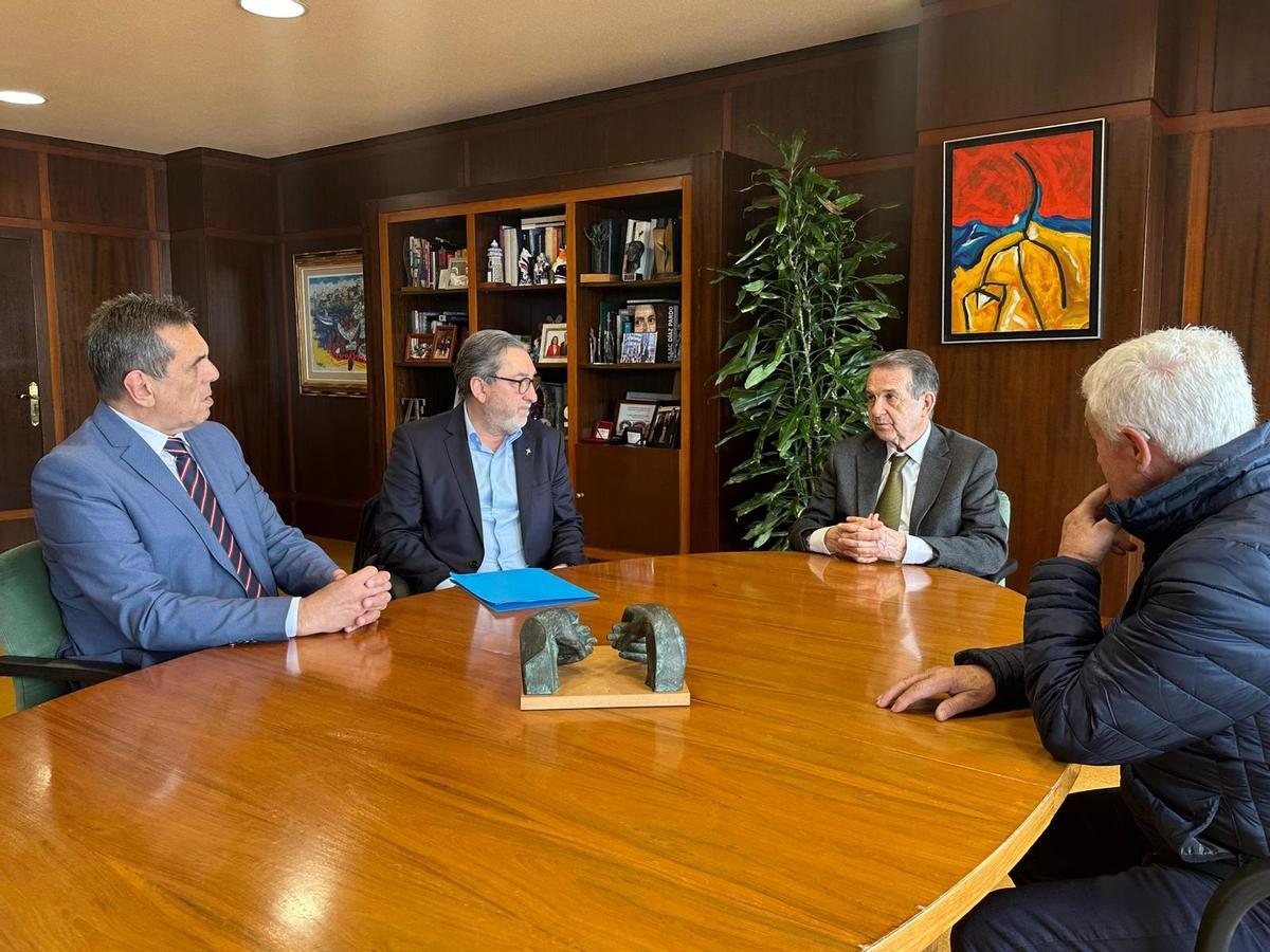 Julio Bernárdez, Carlos Álvarez, Abel Caballero y Manel Fernández.