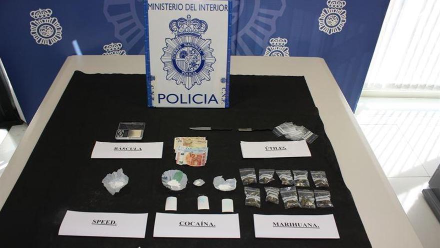 Detenidos cuatro jóvenes por vender drogas en Cáceres
